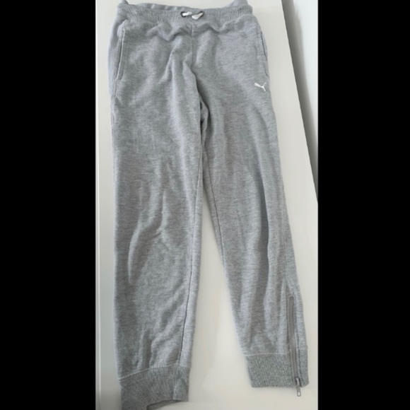 Grey puma sweatpants - Picture 2 of 6